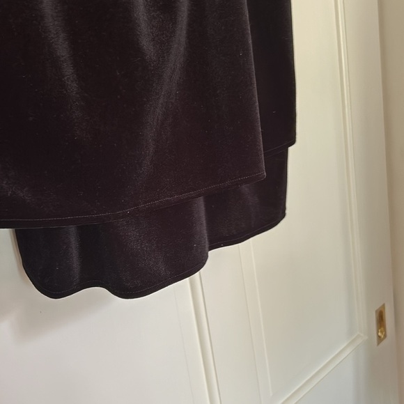 Tiered Velour Swing Top NEW! Black Size Large Velour Camisole Spaghetti Straps - Picture 4 of 12